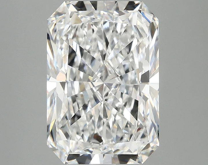 4.01 Carat Radiant Shaped Ideal Cut VVS2 IGI Certified Lab Grown Diamond