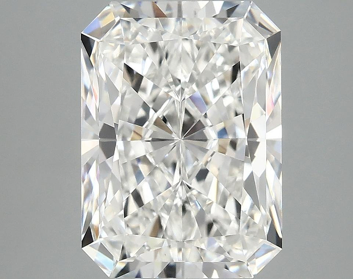 4.1 Carat Radiant Shaped Excellent Cut VVS2 IGI Certified Lab Grown Diamond