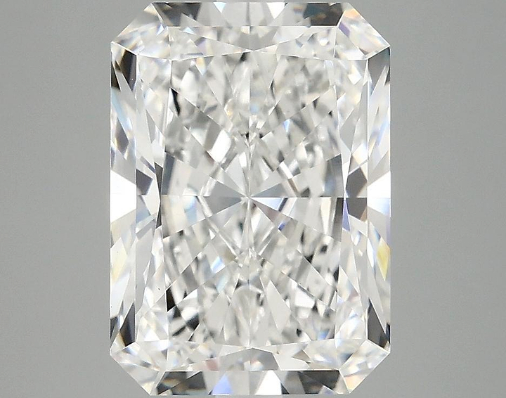 4.1 Carat Radiant Shaped Ideal Cut VVS2 IGI Certified Lab Grown Diamond