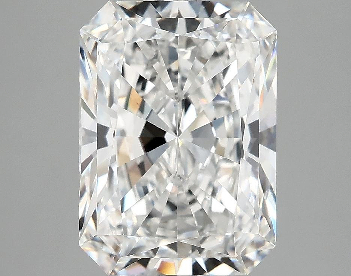 4.05 Carat Radiant Shaped Excellent Cut VS1 IGI Certified Lab Grown Diamond