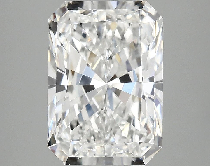 4.04 Carat Radiant Shaped Ideal Cut VVS2 IGI Certified Lab Grown Diamond