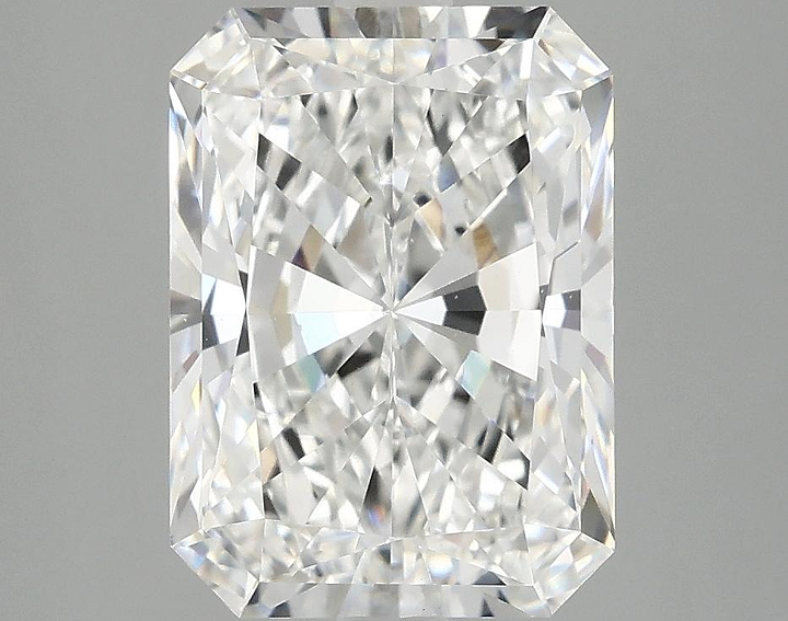 3.61 Carat Radiant Shaped Excellent Cut VS1 IGI Certified Lab Grown Diamond