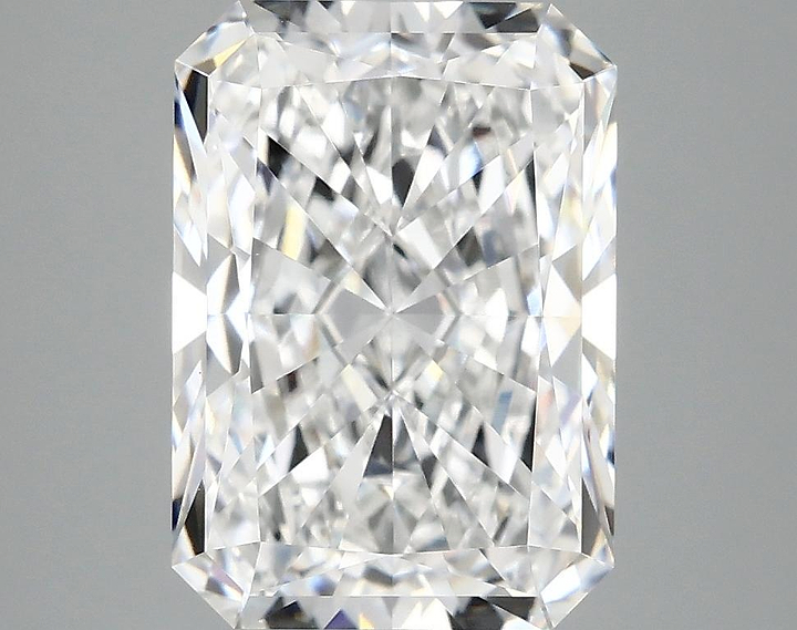 4.1 Carat Radiant Shaped Ideal Cut VVS2 IGI Certified Lab Grown Diamond