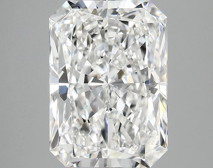 4.07 Carat Radiant Shaped Ideal Cut VVS2 IGI Certified Lab Grown Diamond