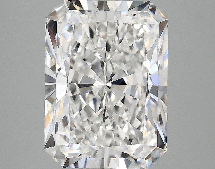 4.1 Carat Radiant Shaped Excellent Cut VVS2 IGI Certified Lab Grown Diamond