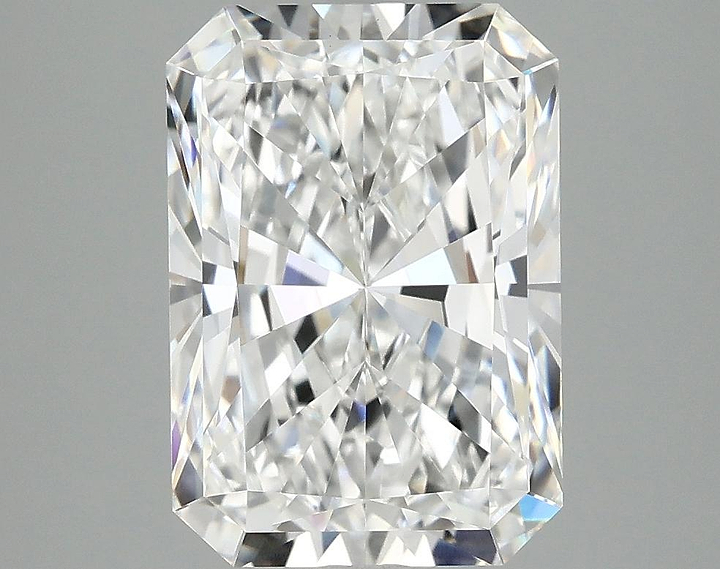 4.08 Carat Radiant Shaped Ideal Cut VVS2 IGI Certified Lab Grown Diamond