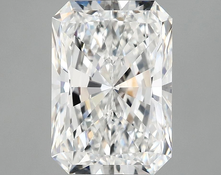 3.86 Carat Radiant Shaped Ideal Cut VVS2 IGI Certified Lab Grown Diamond