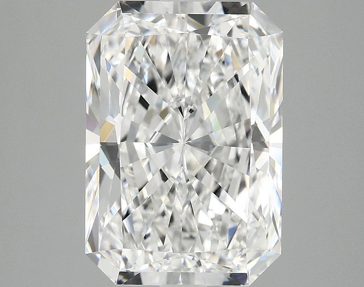 4.04 Carat Radiant Shaped Ideal Cut VVS2 IGI Certified Lab Grown Diamond