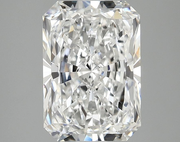 3.06 Carat Radiant Shaped Ideal Cut VS1 IGI Certified Lab Grown Diamond