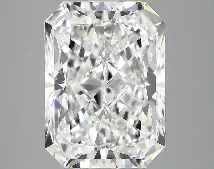 4.13 Carat Radiant Shaped Excellent Cut VVS2 IGI Certified Lab Grown Diamond