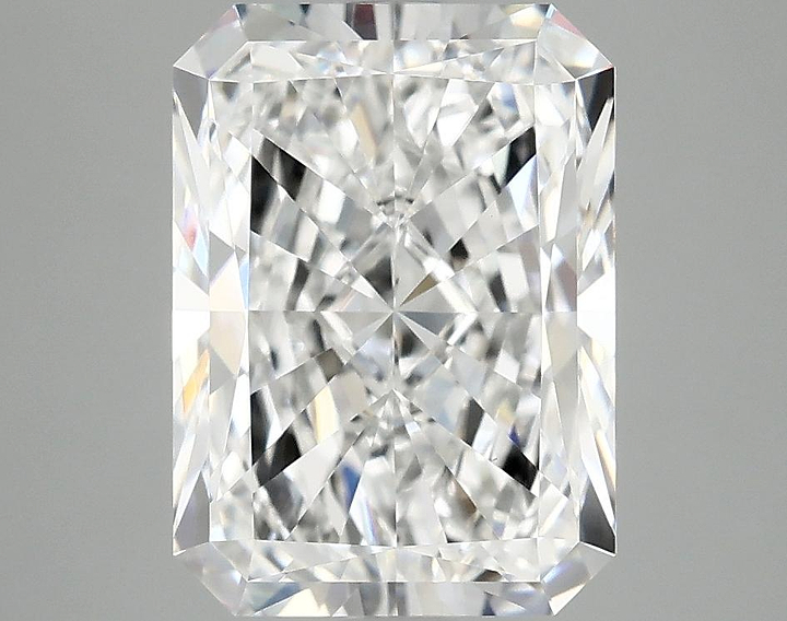 4.02 Carat Radiant Shaped Excellent Cut VVS2 IGI Certified Lab Grown Diamond