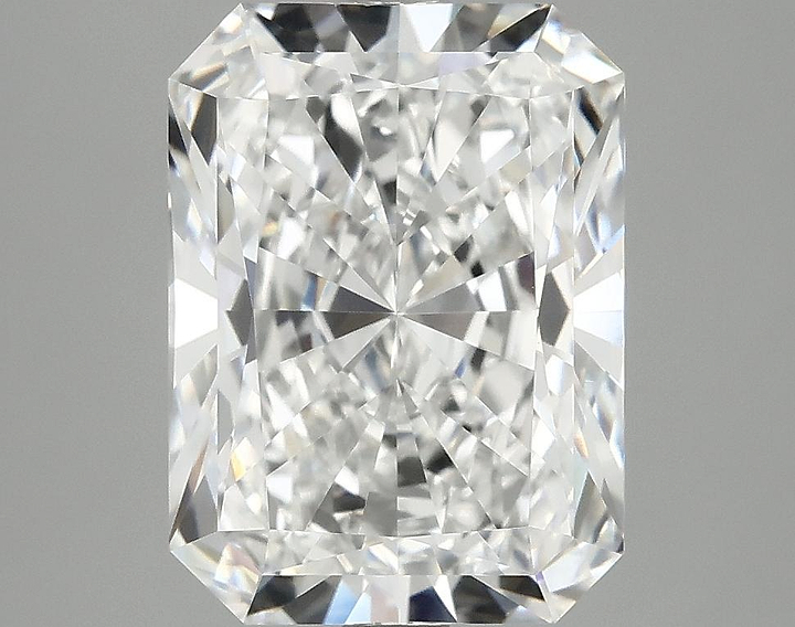 4.07 Carat Radiant Shaped Excellent Cut VVS2 IGI Certified Lab Grown Diamond