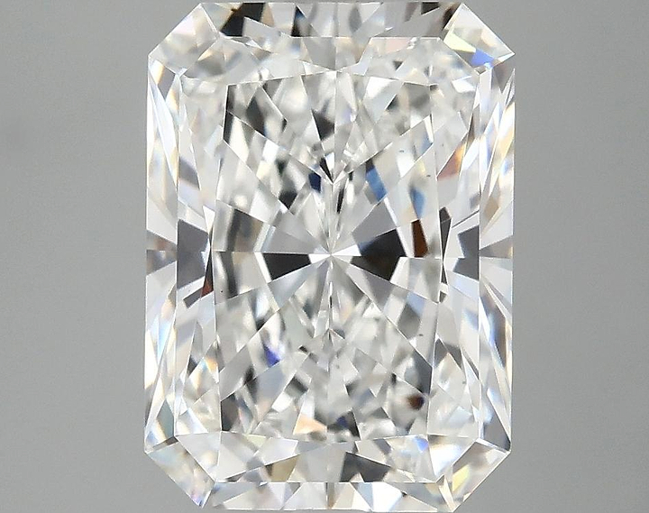 4.09 Carat Radiant Shaped Excellent Cut VVS2 IGI Certified Lab Grown Diamond