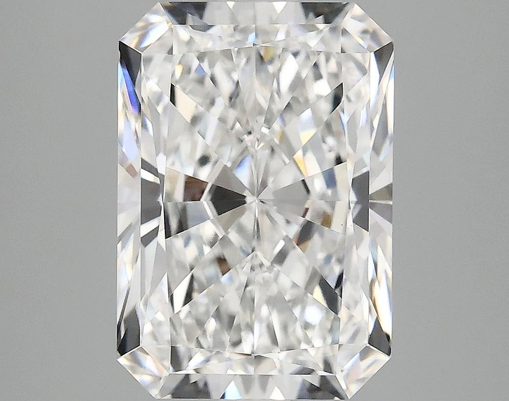 4.07 Carat Radiant Shaped Ideal Cut VVS2 IGI Certified Lab Grown Diamond