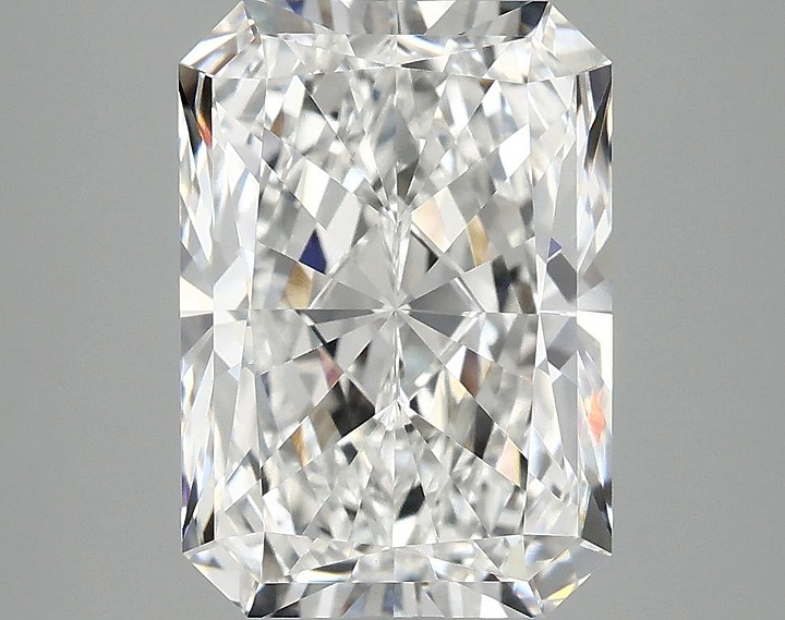4.0 Carat Radiant Shaped Ideal Cut VVS2 IGI Certified Lab Grown Diamond