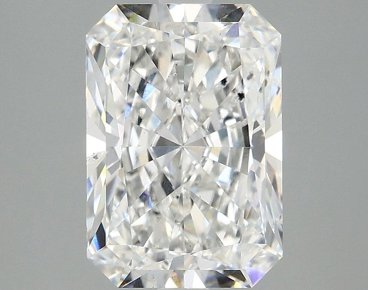 3.1 Carat Radiant Shaped Ideal Cut SI1 IGI Certified Lab Grown Diamond
