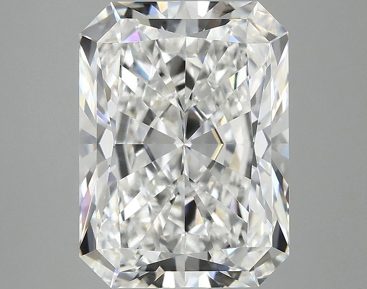 4.05 Carat Radiant Shaped Excellent Cut VVS1 IGI Certified Lab Grown Diamond