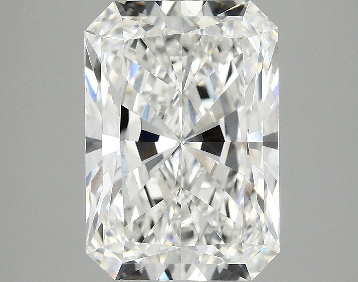 4.09 Carat Radiant Shaped Ideal Cut VVS2 IGI Certified Lab Grown Diamond