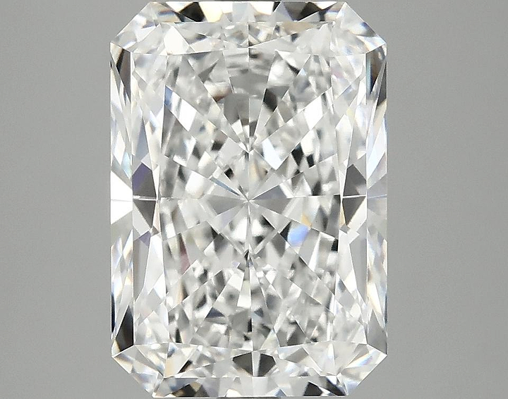 4.07 Carat Radiant Shaped Ideal Cut VVS2 IGI Certified Lab Grown Diamond