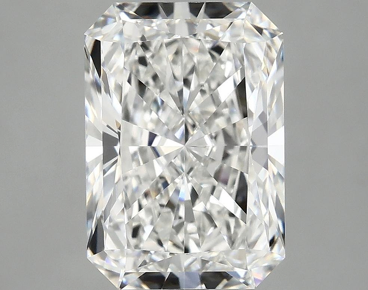 4.09 Carat Radiant Shaped Ideal Cut VVS2 IGI Certified Lab Grown Diamond