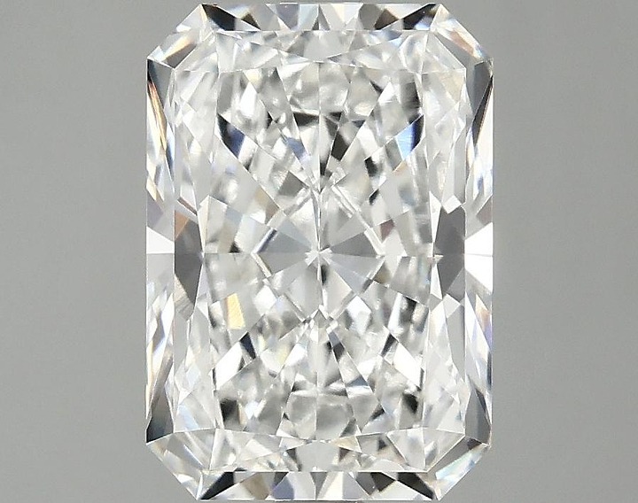 3.08 Carat Radiant Shaped Ideal Cut VVS2 IGI Certified Lab Grown Diamond
