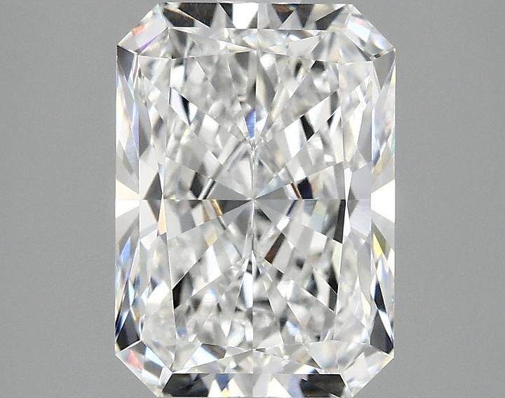 2.96 Carat Radiant Shaped Ideal Cut VVS2 IGI Certified Lab Grown Diamond