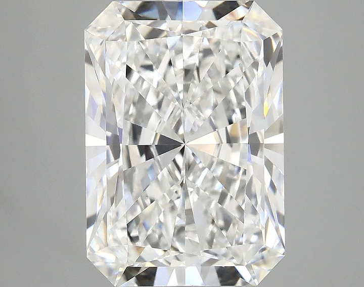 4.98 Carat Radiant Shaped Ideal Cut VVS2 IGI Certified Lab Grown Diamond