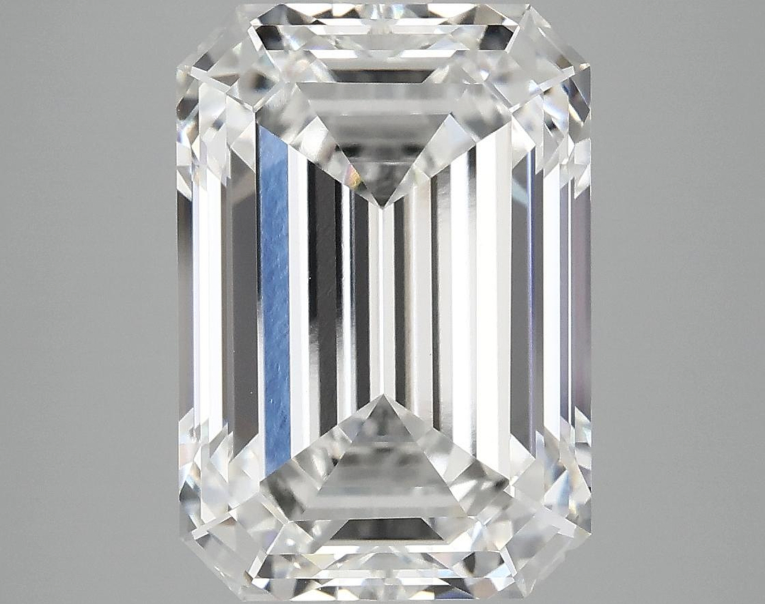 7.2 Carat Emerald Shaped Ideal Cut VVS2 IGI Certified Lab Grown Diamond