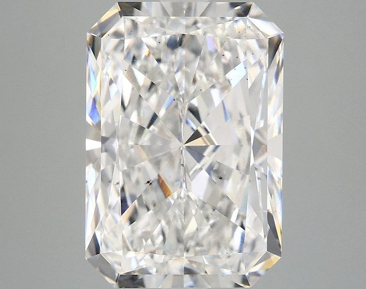 4.77 Carat Radiant Shaped Ideal Cut SI1 IGI Certified Lab Grown Diamond