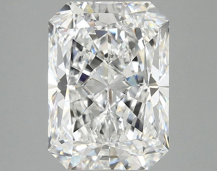 3.06 Carat Radiant Shaped Ideal Cut VVS2 IGI Certified Lab Grown Diamond