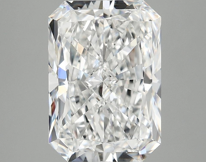 4.07 Carat Radiant Shaped Ideal Cut VVS2 IGI Certified Lab Grown Diamond