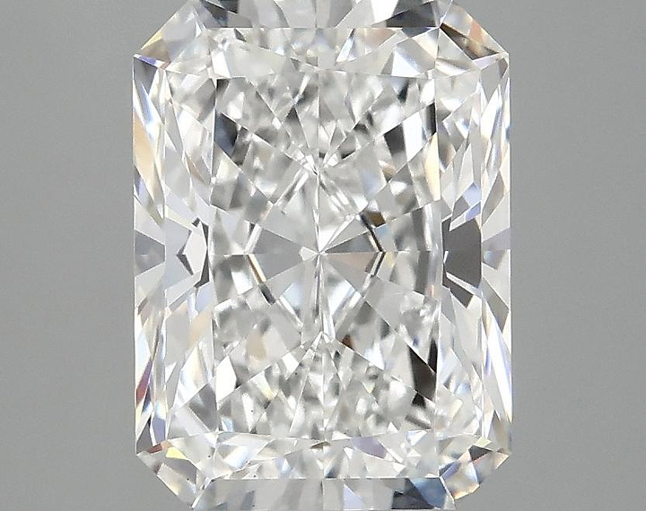 3.1 Carat Radiant Shaped Excellent Cut VS1 IGI Certified Lab Grown Diamond