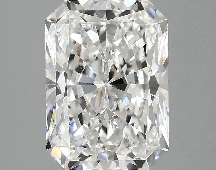 3.1 Carat Radiant Shaped Excellent Cut VS1 IGI Certified Lab Grown Diamond