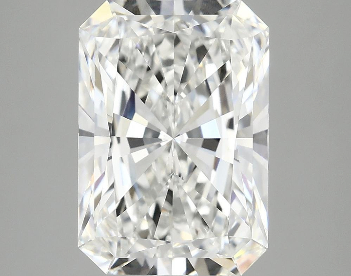 4.1 Carat Radiant Shaped Ideal Cut VVS2 IGI Certified Lab Grown Diamond