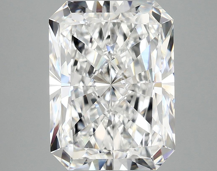4.08 Carat Radiant Shaped Excellent Cut VVS2 IGI Certified Lab Grown Diamond