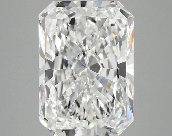 3.94 Carat Radiant Shaped Ideal Cut VVS2 IGI Certified Lab Grown Diamond