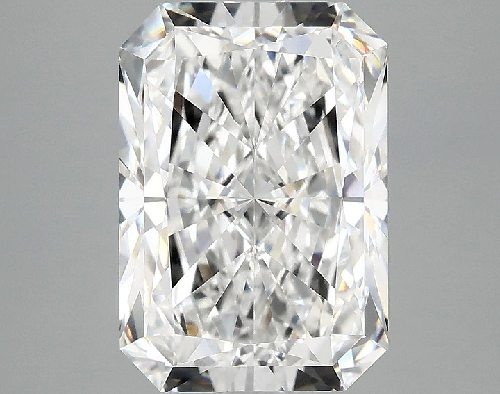 4.07 Carat Radiant Shaped Ideal Cut VS1 IGI Certified Lab Grown Diamond