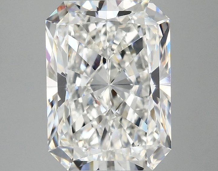 3.95 Carat Radiant Shaped Excellent Cut VVS2 IGI Certified Lab Grown Diamond