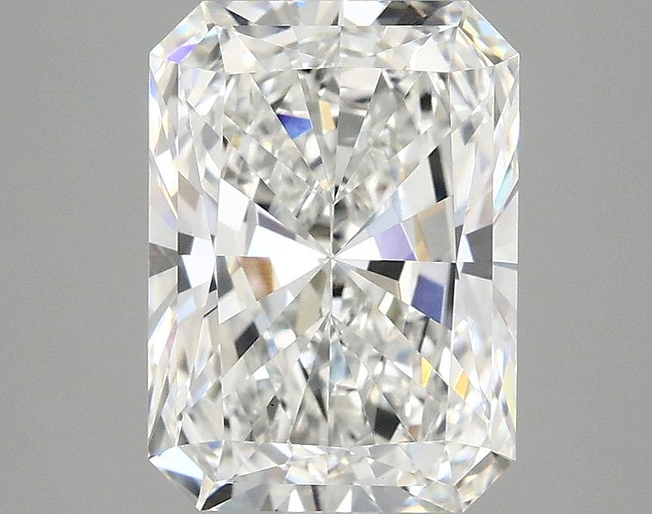 3.04 Carat Radiant Shaped Excellent Cut VS1 IGI Certified Lab Grown Diamond
