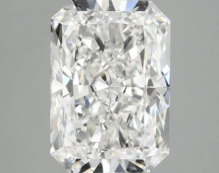 2.9 Carat Radiant Shaped Ideal Cut VVS2 IGI Certified Lab Grown Diamond