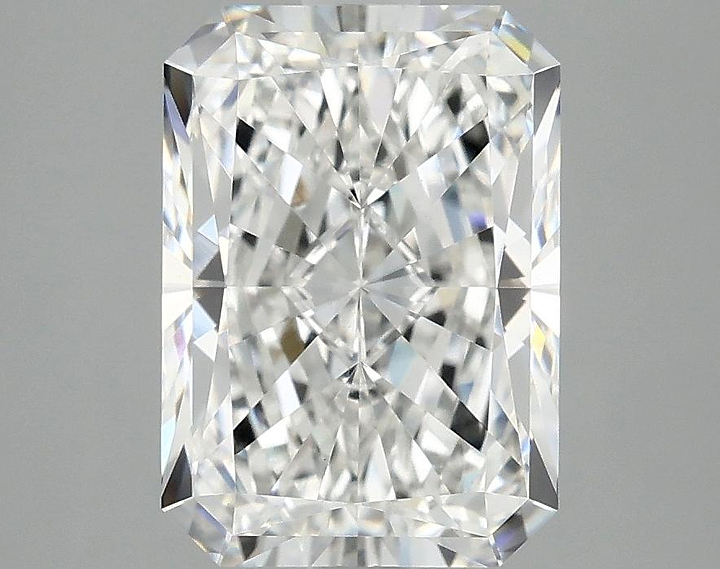 2.97 Carat Radiant Shaped Ideal Cut VVS2 IGI Certified Lab Grown Diamond