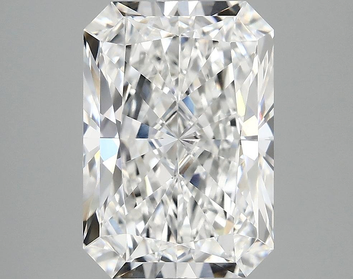 4.04 Carat Radiant Shaped Ideal Cut VVS2 IGI Certified Lab Grown Diamond