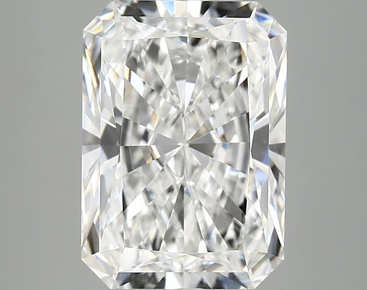 3.59 Carat Radiant Shaped Ideal Cut VVS2 IGI Certified Lab Grown Diamond