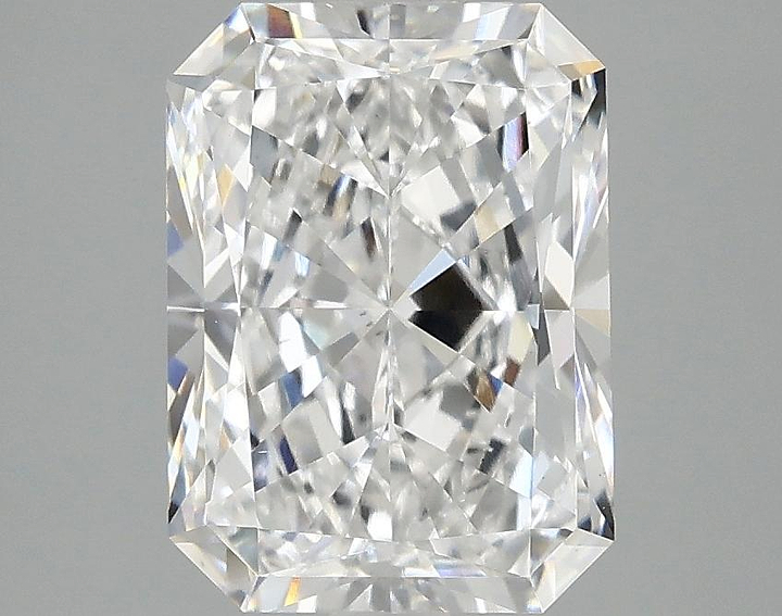 3.01 Carat Radiant Shaped Excellent Cut VS1 IGI Certified Lab Grown Diamond