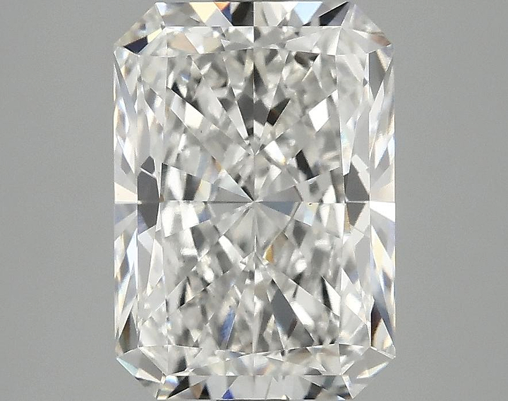 3.13 Carat Radiant Shaped Ideal Cut VS1 IGI Certified Lab Grown Diamond