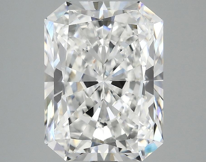3.65 Carat Radiant Shaped Excellent Cut VVS2 IGI Certified Lab Grown Diamond