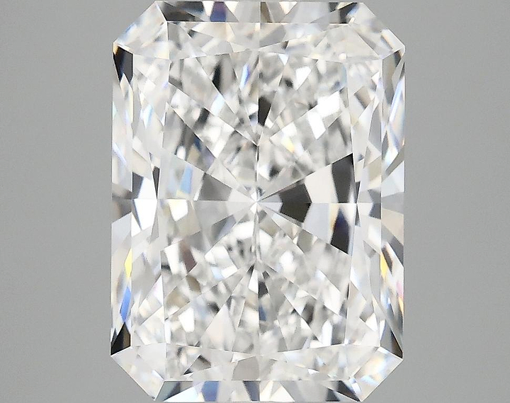 4.03 Carat Radiant Shaped Excellent Cut VVS2 IGI Certified Lab Grown Diamond