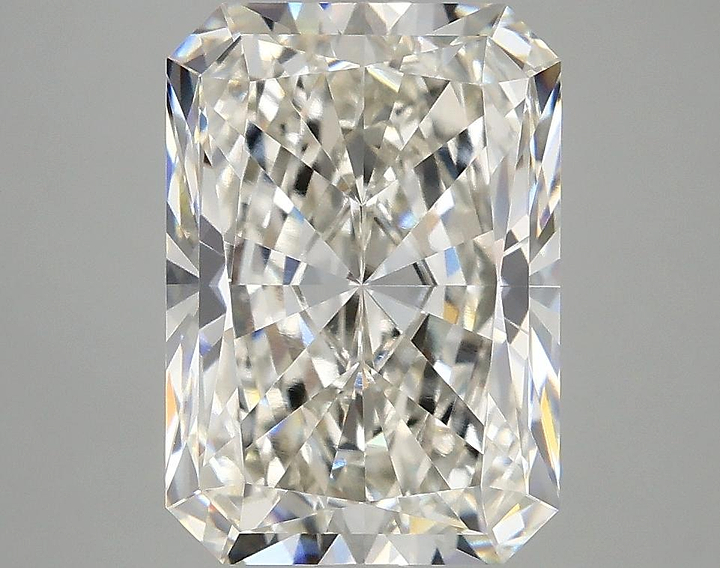 4.1 Carat Radiant Shaped Ideal Cut VVS2 IGI Certified Lab Grown Diamond