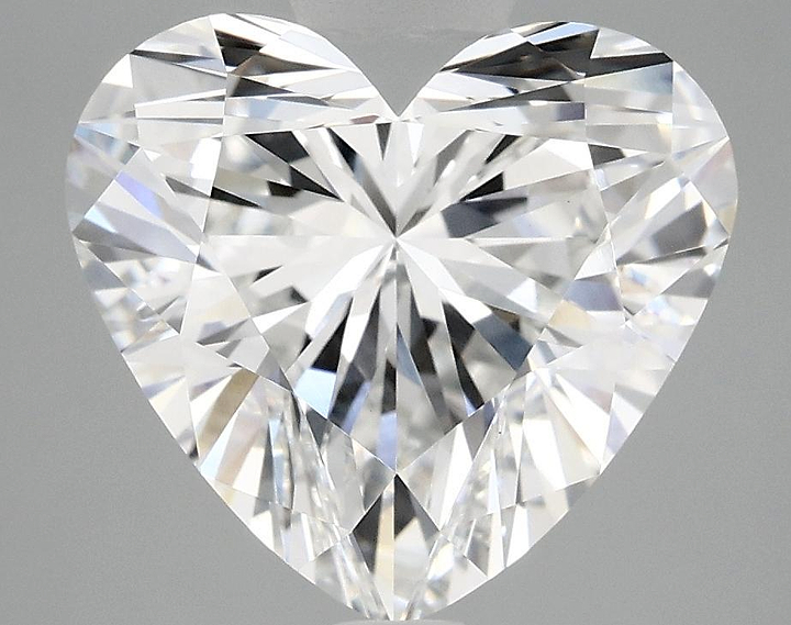 4.33 Carat Heart Shaped Ideal Cut VVS2 IGI Certified Lab Grown Diamond