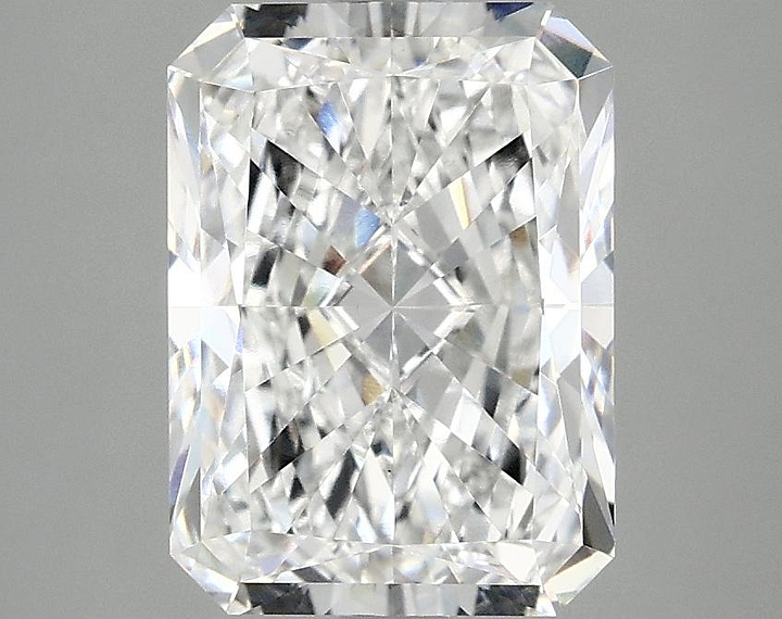 3.0 Carat Radiant Shaped Excellent Cut VS1 IGI Certified Lab Grown Diamond